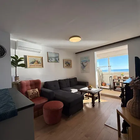 Apartment Serenity- Beachfront With Panoramic Sea View And Free Parking *