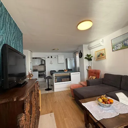 Beachfront With Panoramic Sea View And Free Parking Appartement