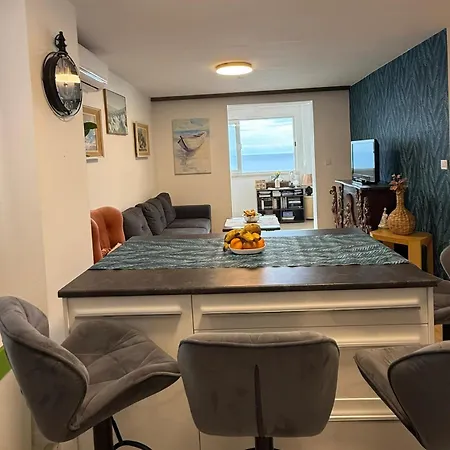 Apartment Serenity- Beachfront With Panoramic Sea View And Free Parking