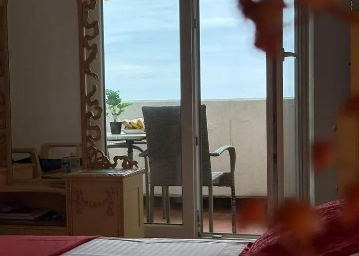 Beachfront Apartment With Panoramic Sea View And Free Parking * Dubrovnik