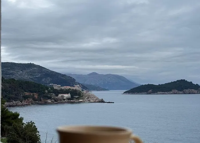 New Serenity, Luxury Sea View 아파트 *