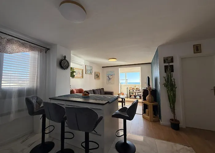 Beachfront Apartment With Panoramic Sea View And Free Parking * Dubrovnik